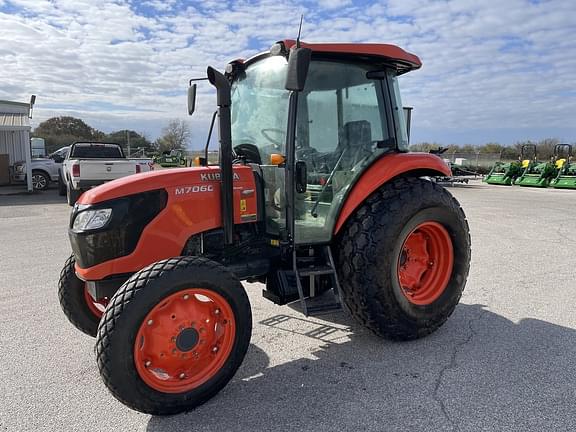 Image of Kubota M7060 equipment image 1