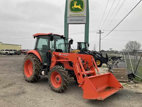 Image of Kubota M7060 equipment image 3