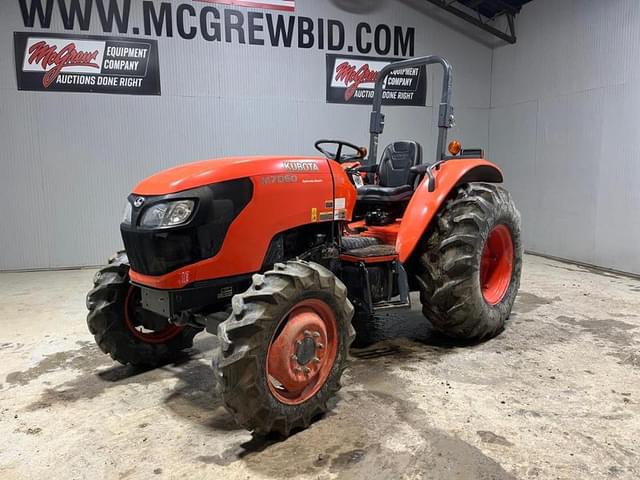 Image of Kubota M7060 equipment image 1
