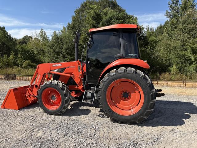 Image of Kubota M7060 equipment image 3