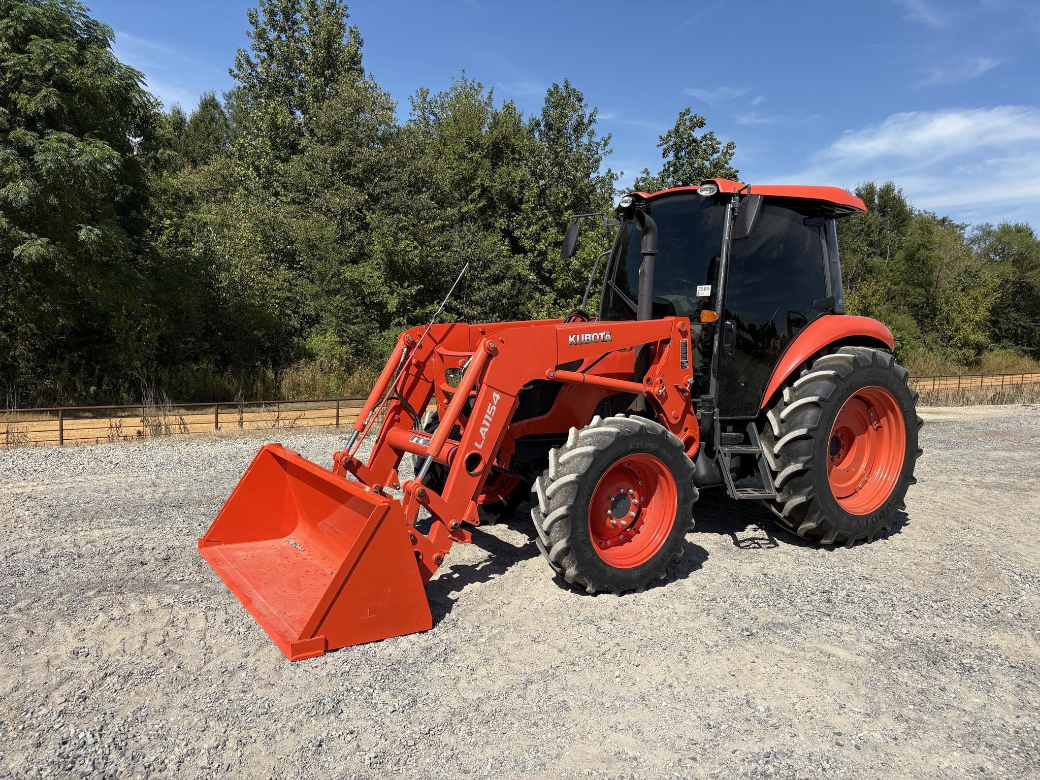 2019 Kubota M7060 Equipment Image0