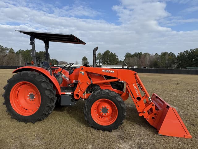Image of Kubota M7060HD equipment image 1