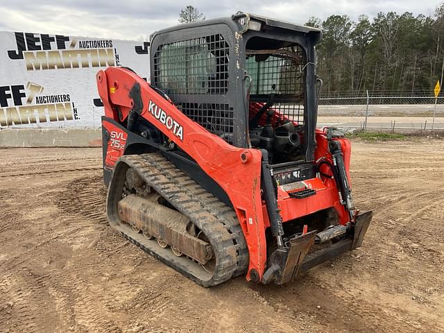 Image of Kubota SVL75-2 equipment image 2