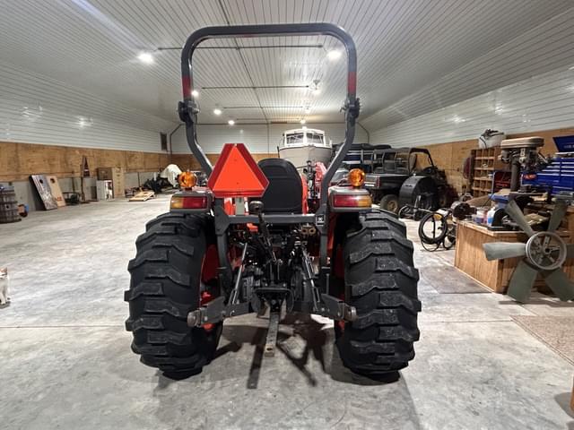 Image of Kubota MX5200 equipment image 3