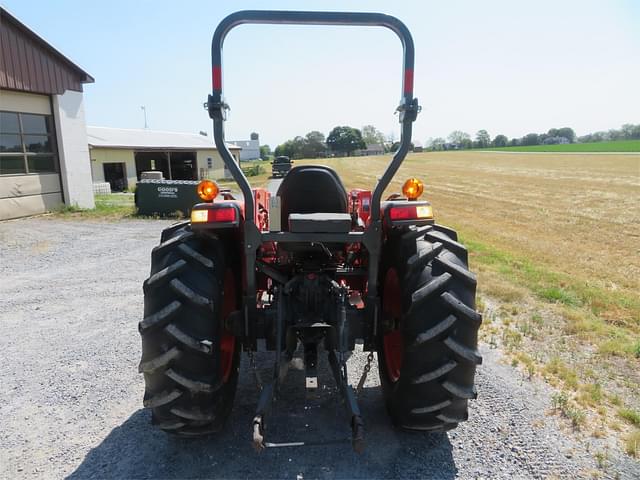 Image of Kubota MX5200 equipment image 3