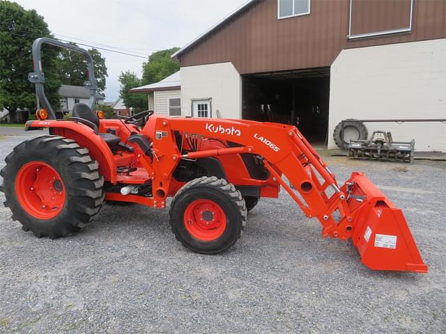 Image of Kubota MX5800 equipment image 1