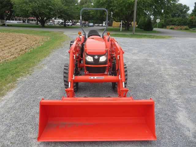 Image of Kubota MX5800 equipment image 2