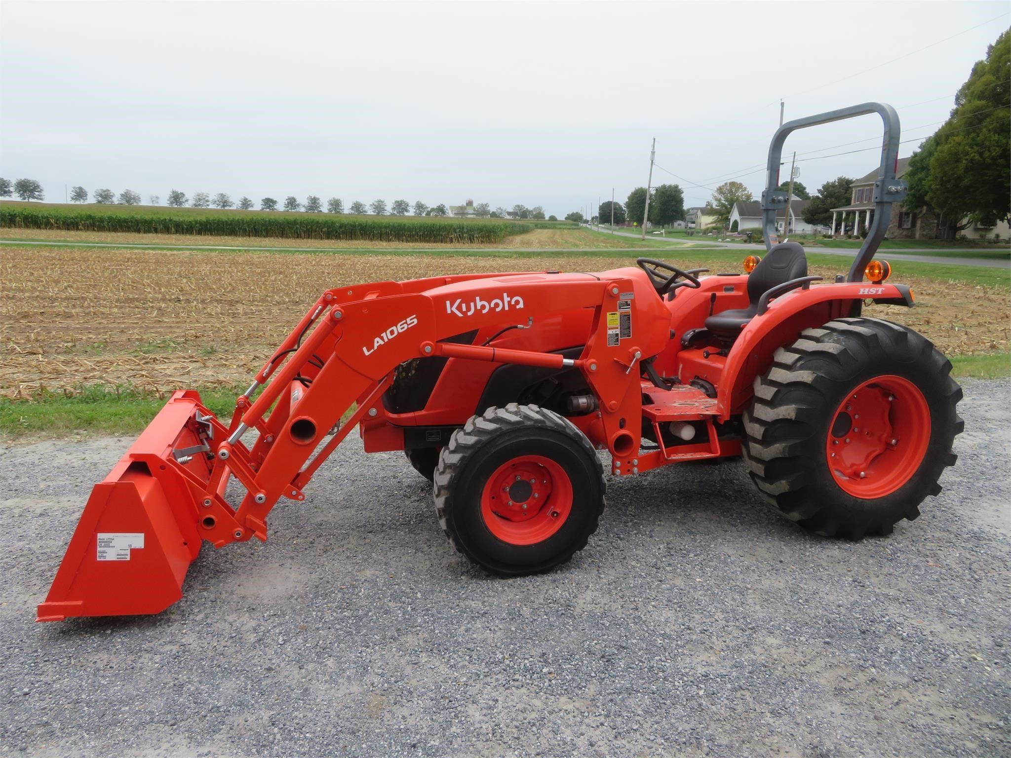 2019 Kubota MX5800 Equipment Image0