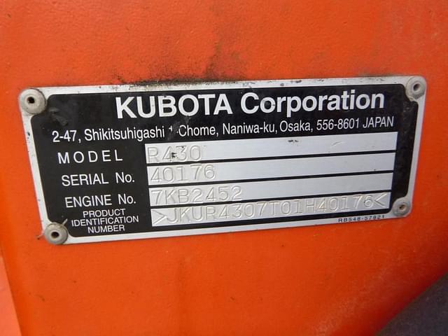 Image of Kubota R430 equipment image 4