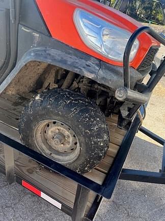 Image of Kubota RTV-X1100 equipment image 4