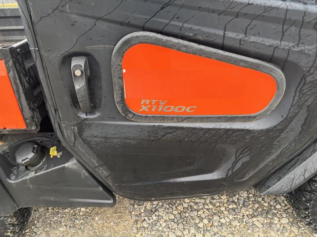 Image of Kubota RTV-X1100C equipment image 3