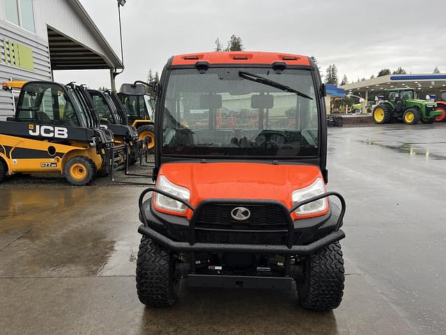 Image of Kubota RTV-X1100C equipment image 2