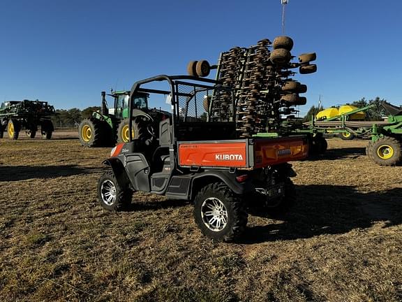 Image of Kubota RTV-X900 equipment image 2