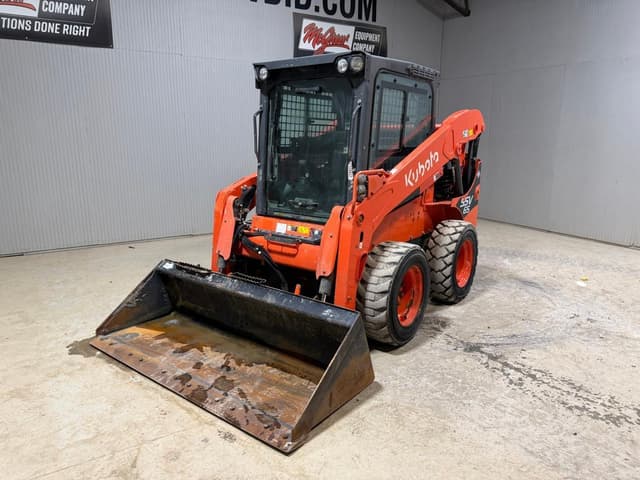 Image of Kubota SSV65 equipment image 1
