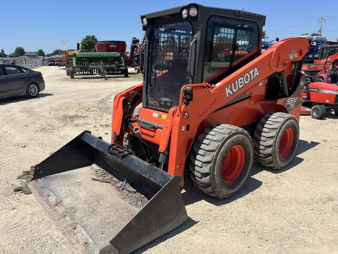 Image of Kubota SSV75 Primary image