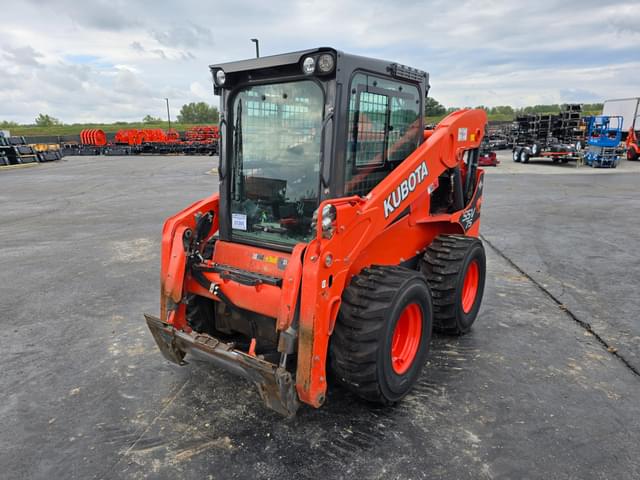 Image of Kubota SSV75 equipment image 1