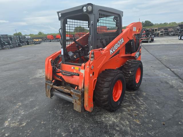 Image of Kubota SSV75 equipment image 2