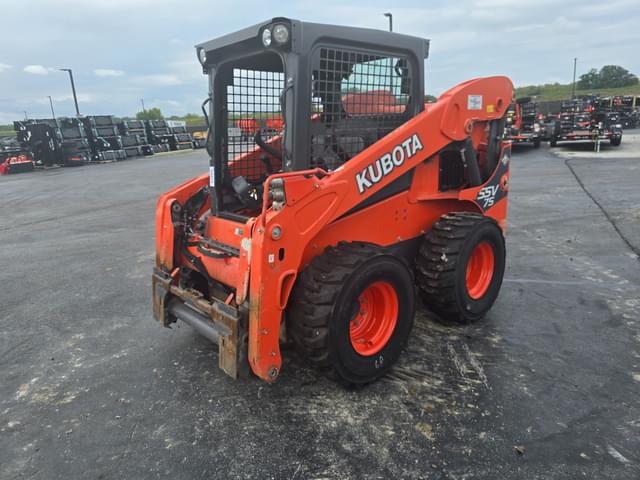 Image of Kubota SSV75 equipment image 4