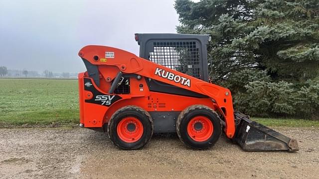 Image of Kubota SSV75 equipment image 3