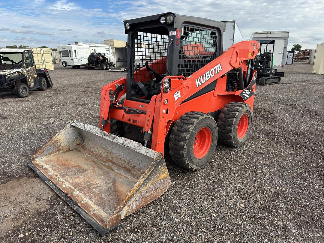 Image of Kubota SSV75 Primary image