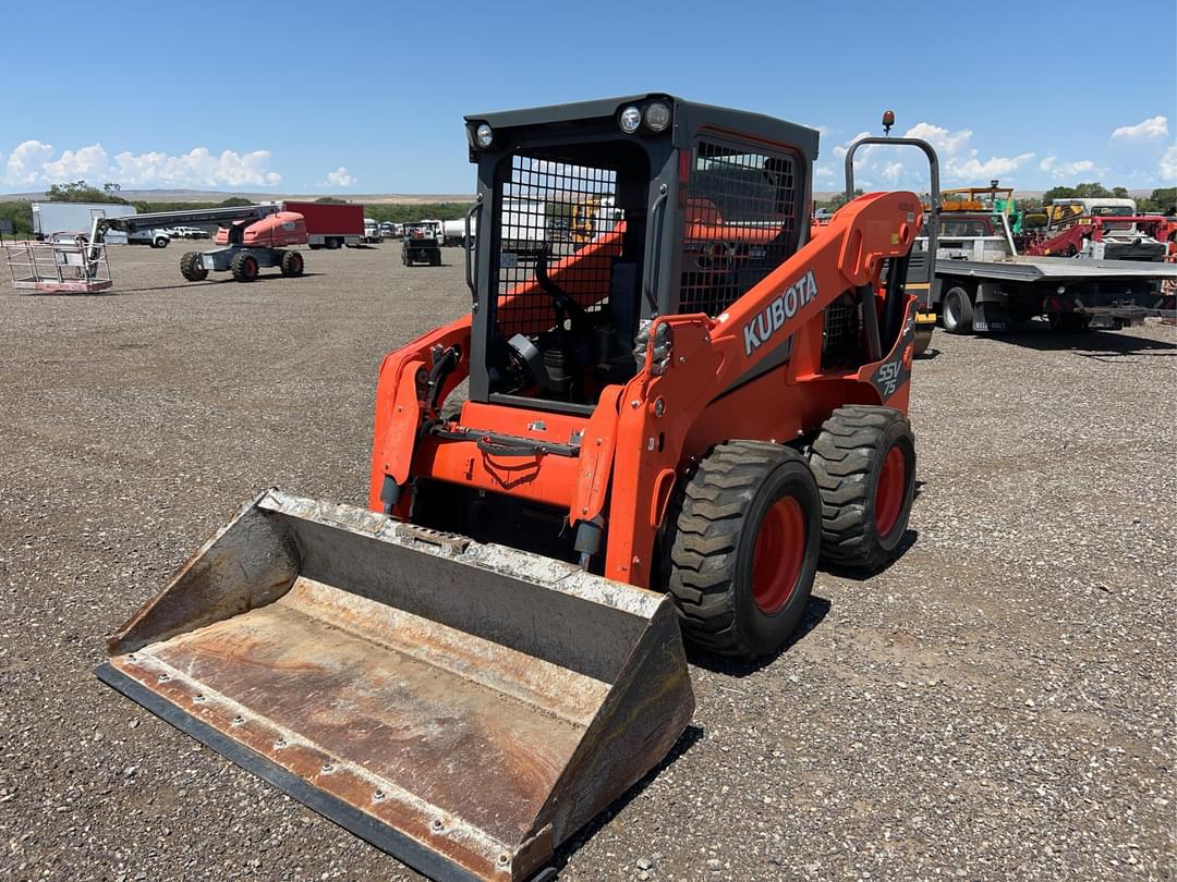 Image of Kubota SSV75 Primary image