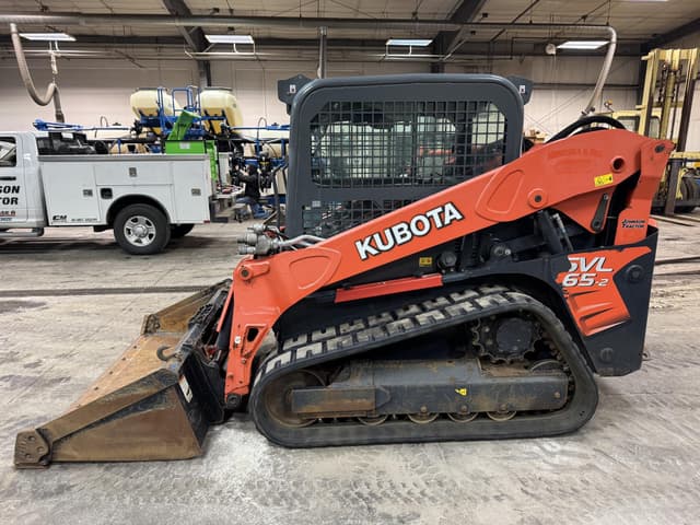 Image of Kubota SVL65-2 equipment image 2