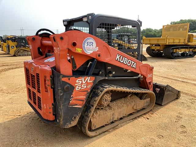 Image of Kubota SVL65-2 equipment image 2
