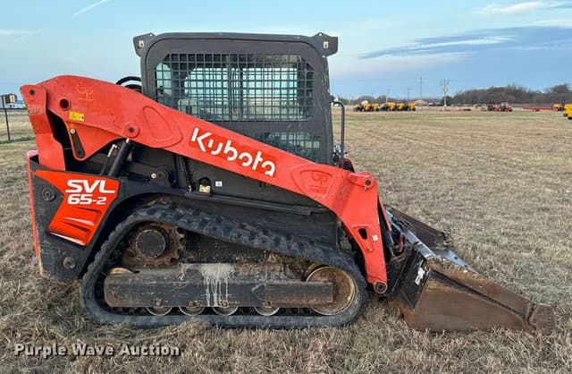Image of Kubota SVL65-2 equipment image 3