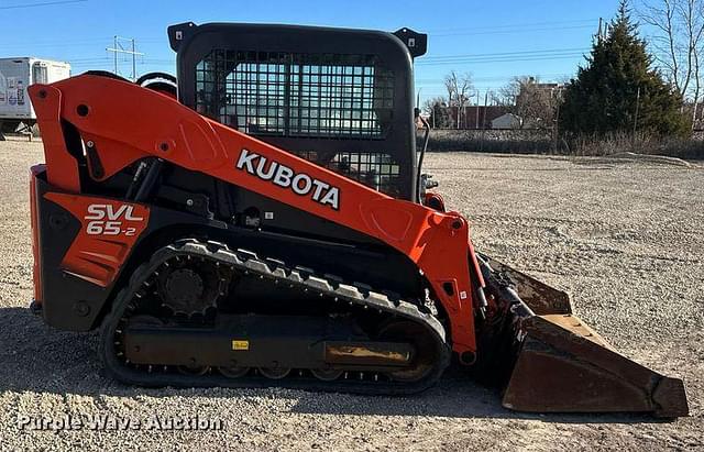 Image of Kubota SVL65-2 equipment image 3