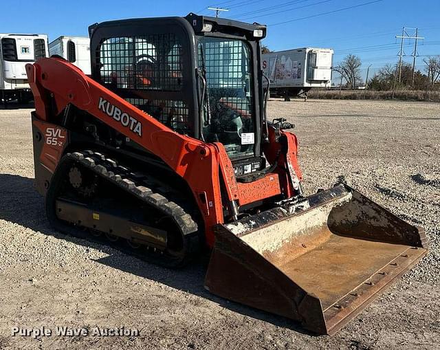 Image of Kubota SVL65-2 equipment image 2