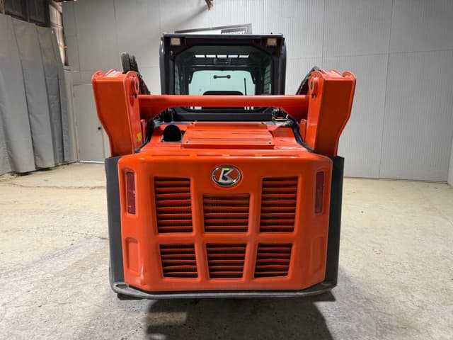 Image of Kubota SVL75-2 equipment image 3