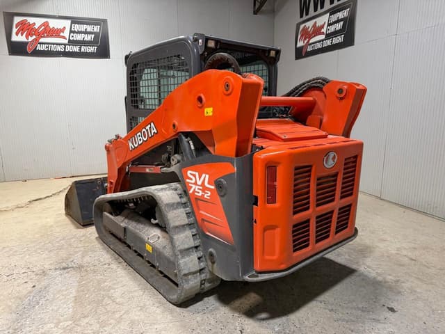 Image of Kubota SVL75-2 equipment image 2