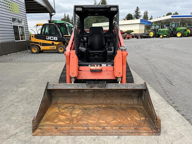 Image of Kubota SVL75-2 equipment image 2