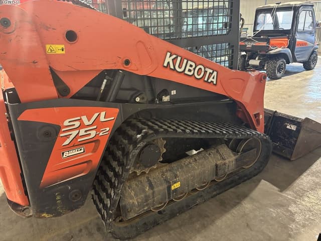 Image of Kubota SVL75-2 equipment image 3