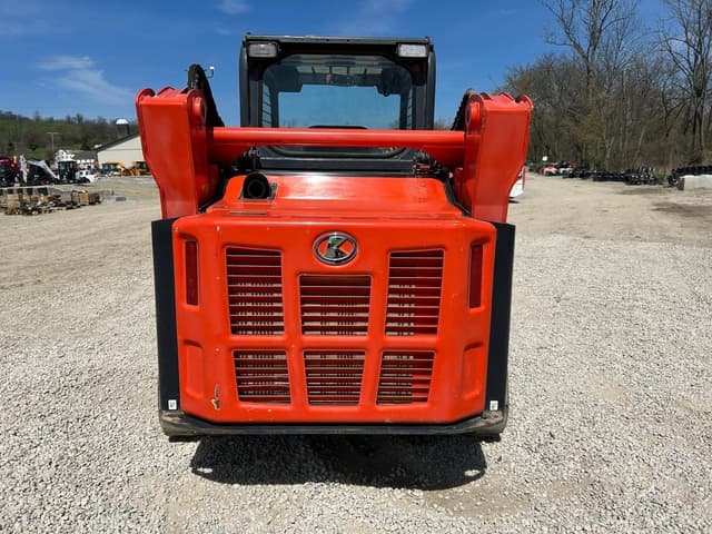 Image of Kubota SVL75-2 equipment image 2