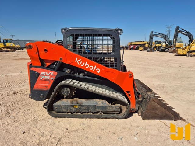 Image of Kubota SVL75-2 equipment image 3