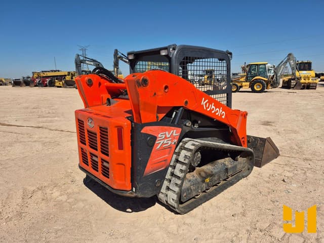 Image of Kubota SVL75-2 equipment image 4