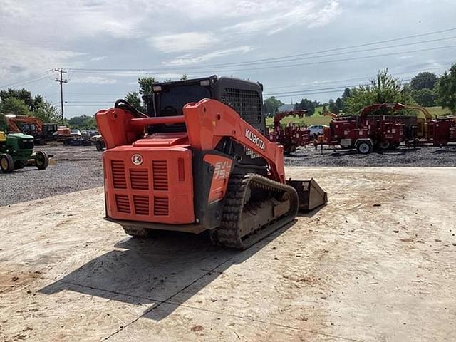 Image of Kubota SVL75-2 equipment image 4