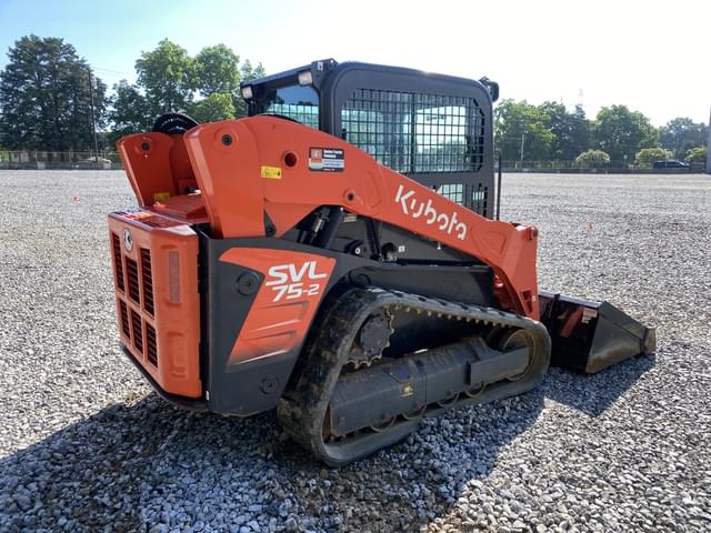 Image of Kubota SVL75-2 equipment image 2