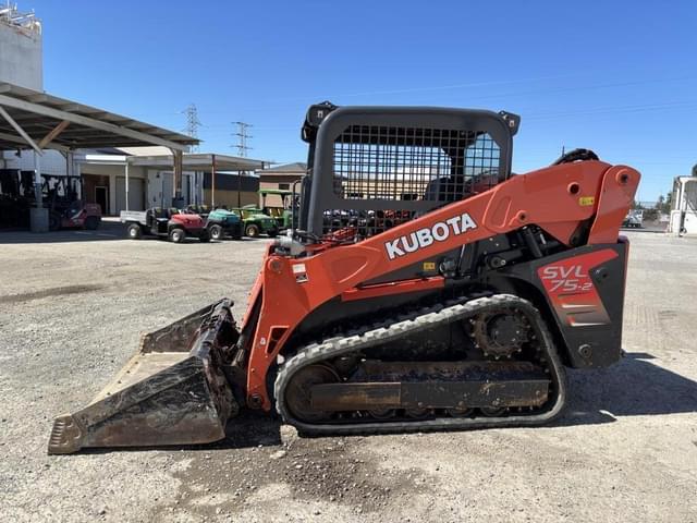 Image of Kubota SVL75-2 equipment image 4