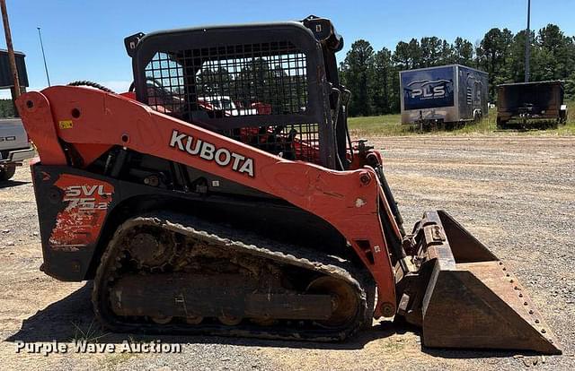 Image of Kubota SVL75-2 equipment image 3