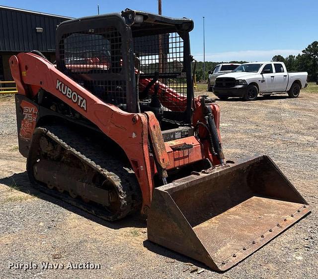 Image of Kubota SVL75-2 equipment image 2