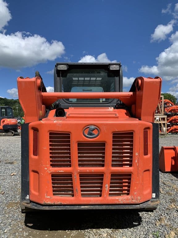 Image of Kubota SVL75-2 equipment image 3