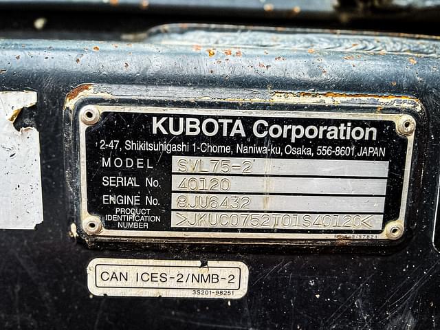 Image of Kubota SVL75-2 equipment image 4