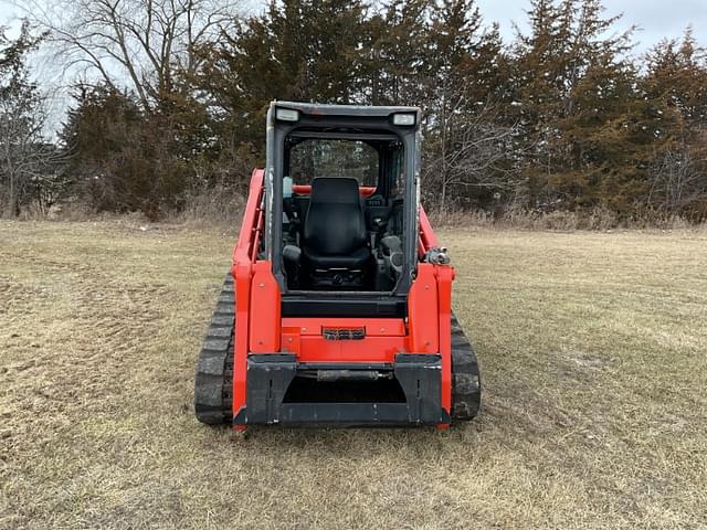 Image of Kubota SVL75-2 equipment image 2