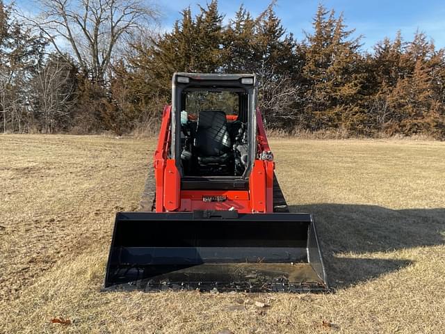 Image of Kubota SVL75-2 equipment image 2