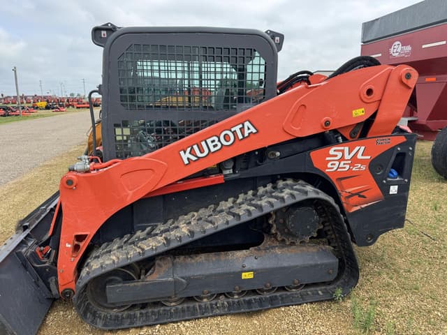 Image of Kubota SVL95-2 equipment image 1