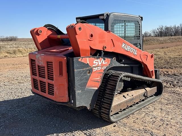 Image of Kubota SVL95-2S equipment image 2