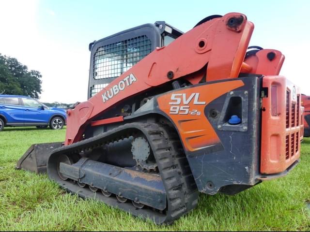 Image of Kubota SVL95-2S equipment image 3
