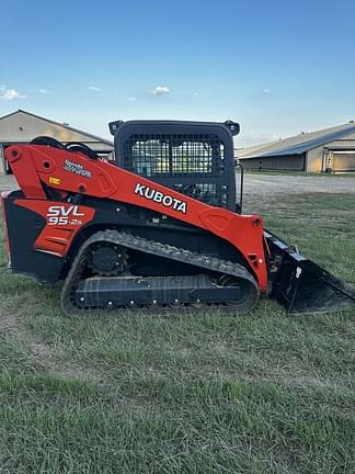 Image of Kubota SVL95-2S equipment image 2